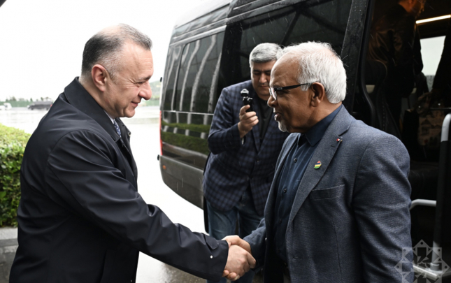 wuf13-ucun-azerbaycana-gelirler