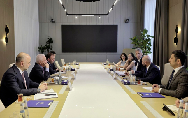azerenerji-totalenergies-ve-socar-arasinda-gorus