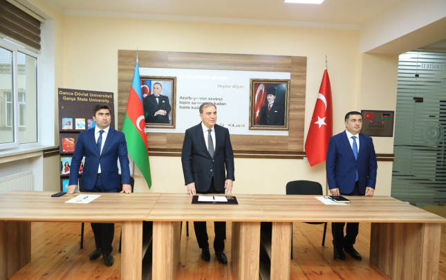niyazi-bayramov-novbeti-defe-vetendaslarla-gorusdu