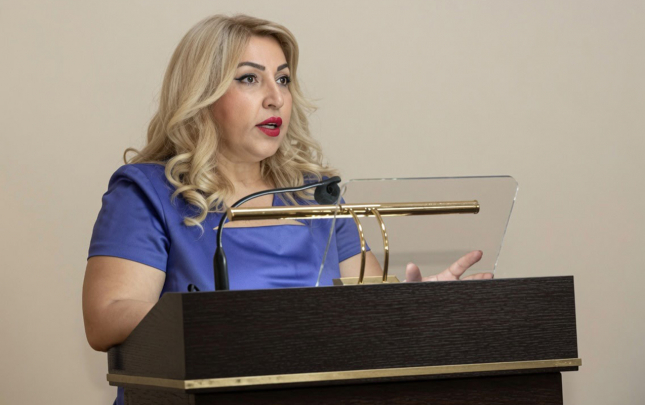 mehriban-abasquliyeva-mehkeme-zalinda