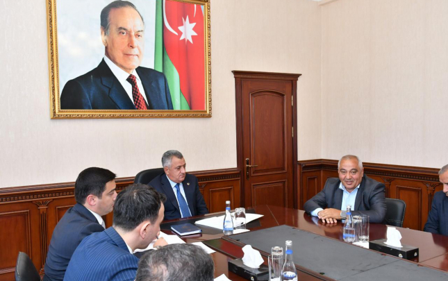 abseronda-sahibkarlarla-gorus-kecirildi