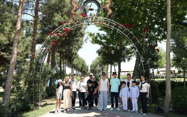 azeriqaz-ib-usaqlari-sevindirdi
