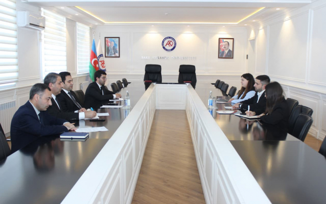 idtech-academyde-tehsil-alacaq-telebelere-baau-ile-birge-ikili-sertifikat-teqdim-olunacaq