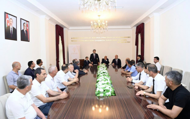 azerisiq-beyleqanda-fermer-ve-sahibkarlarla-gorus-teskil-etdi