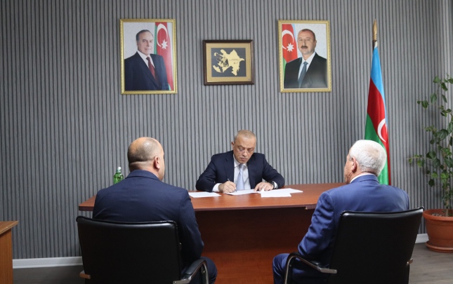 zaur-mikayilov-zaqatalada-vetendaslarla-gorusdu