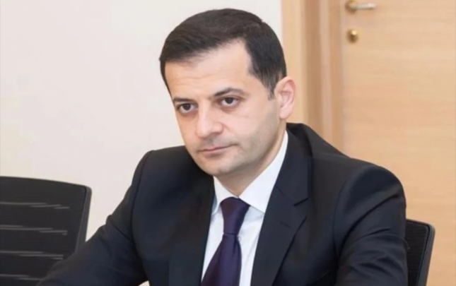 turkiyede-azerbaycanliya-yuksek-vezife-verildi