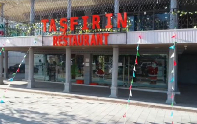 tasfirinda-donerciden-xadimeye-qarsi