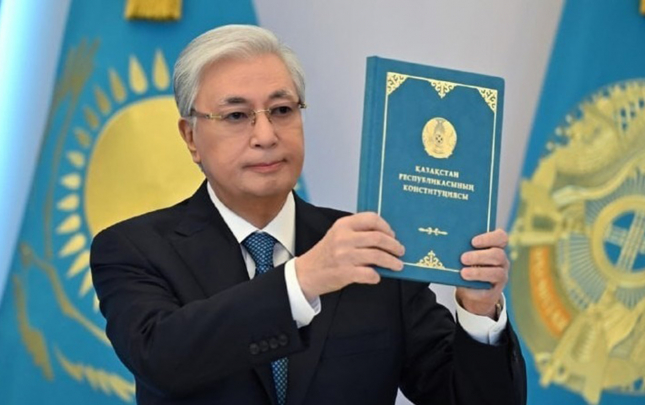 qazaxistanin-yeni-konstitusiyasi-quvveye-mindi