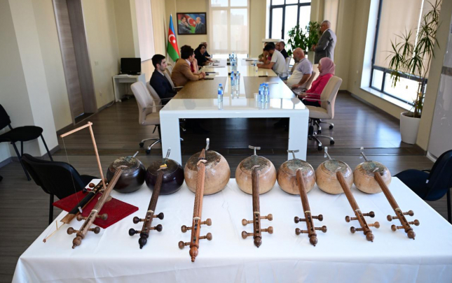 azerbaycanda-ilk-defe-kamanca-uzre-milli-standartlar-tesdiqlenib