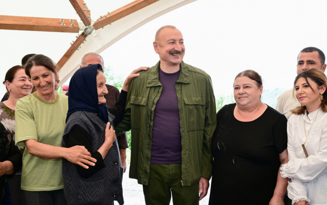 kicik-qaladeresinde-sakinlerimiz-ile