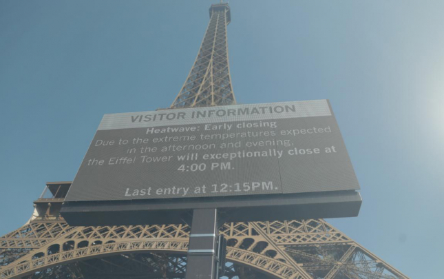 parisin-simvolu-da-istiye-tab-getirmedi