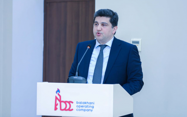 resad-ibadov-balaxani-neftcileri-ile-muzakire-apardi