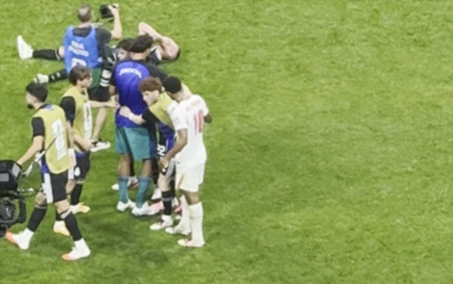 final-fitinden-sonra-argentinali-futbolcuya-sille-vurdu