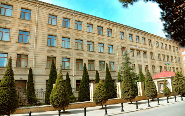 bakinin-bu-mekteblerinde-sagirdler-ali-mektebe-hazirlanacaq