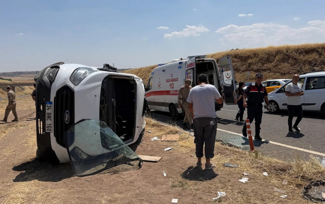 turkiyede-sagirdleri-dasiyan-avtobus-asdi