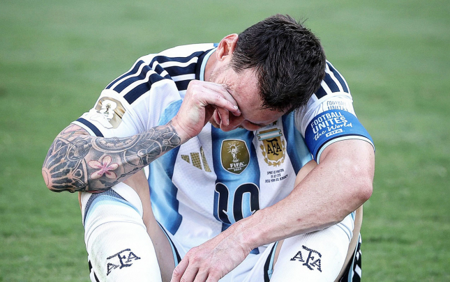 messi-meglubiyyete-agladi