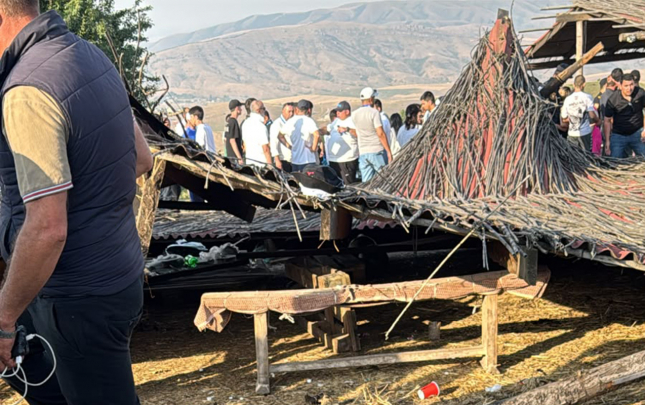 goygolde-yaylaq-festivalinda-cardaq-ucdu