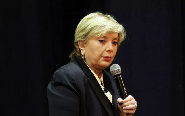 sehhetine-gore-vezifesinden-getdi