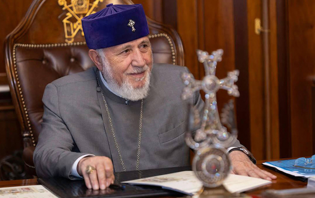 ii-qaregin-mehkeme-qarsisina-cixarilir