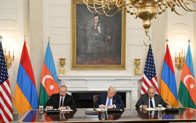 vasinqtonda-imzalanan-senedler-sulh-ucun-yeni-imkanlar-yaradib
