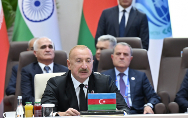 ermenistanla-yeni-yerustu-neqliyyat-kommunikasiyalarinin-yaradilmasi-uzerinde-calisiriq