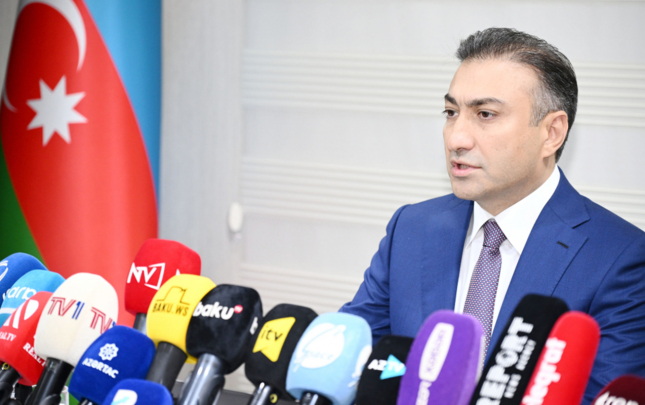tebib-sisteminde-calisan-tibb-iscilerinin-emekhaqlari-artirilir