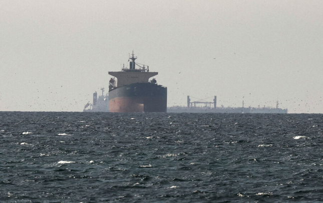 abs-fars-korfezinde-iran-tankerini-vurdu