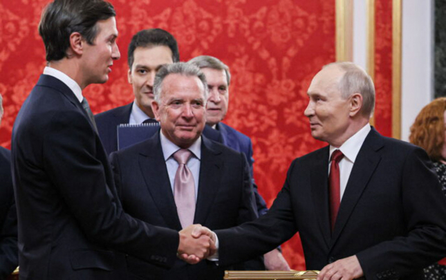 ag-ev-moskvadaki-danisiqlarla-bagli-serh-verdi