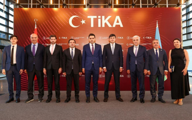 turkiyede-qlobal-diaspor-meseleleri-muzakire-olundu