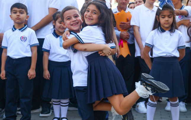 yemeyi-seven-aspaz-olmaq-isteyir-disi-agriyan-ise-dis-hekimi