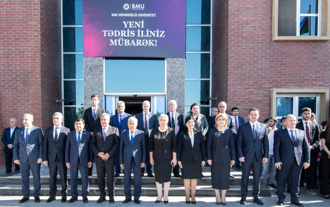 bmu-da-yeni-tedris-ilinin-acilis-merasimi-kecirildi