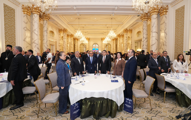 tarixi-dini-abidelerin-qorunmasi-ile-bagli-konfrans-kecirilir