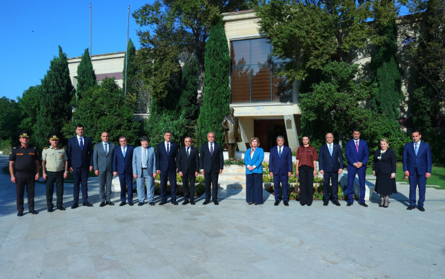 bineqedide-tedbir-kecirildi