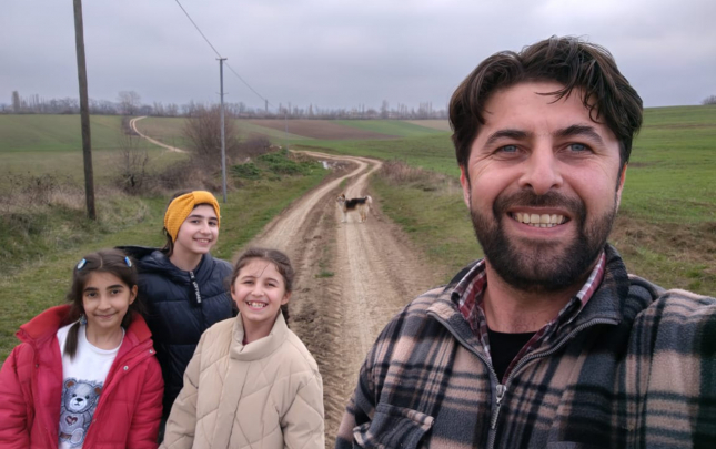 Ata, məni məktəbdən qoru…