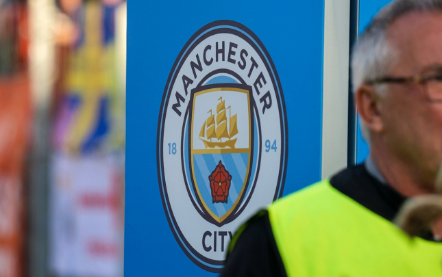 epl-den-mancester-sitiye-agir-zerbe