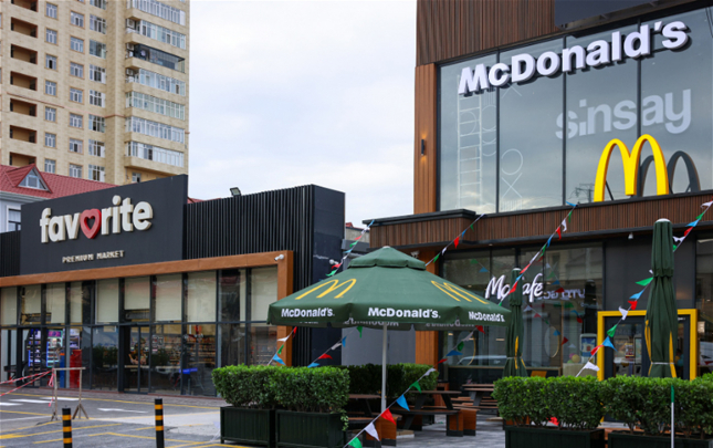 mcdonalds-azerbaycan-badamdar-qesebesinde-yeni-restoran-acib