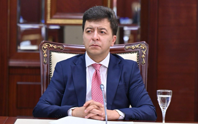 yap-in-qurultayi-ve