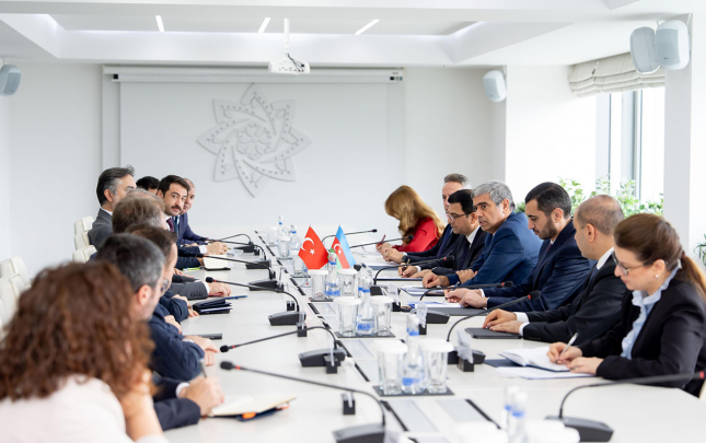 Nazirlikdə Türkiyə nümayəndə heyəti ilə görüş  – Fotolar