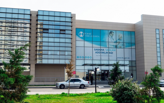 abseron-xestexanasinin-bas-hekiminin-muavini-bicaqlandi