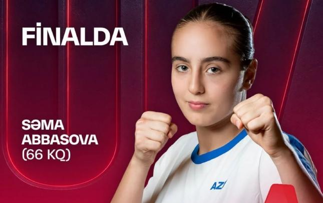 xanim-bokscumuz-avropa-cempionatinin-finalinda