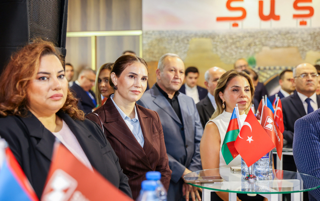 sunlab-medical-sirketler-qrupu-10-illik-yubileyini-qeyd-etdi