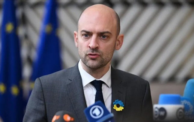 fransali-nazirin-azerbaycani-esassiz-iddialarla-hedef-almasini-qetiyyetle-pisleyirik