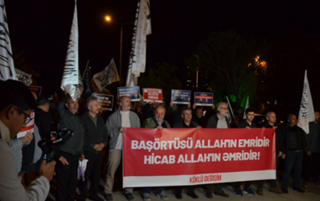 maskalanib-azerbaycana-qarsi-qadin-haqlari-behanesi-ile-sou-gosterirler