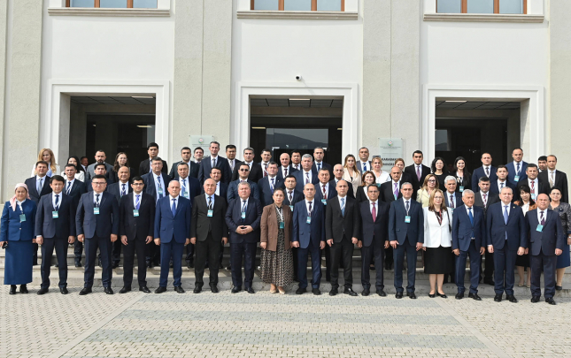 qarabag-universitetinde-ikinci-rektorlar-forumu