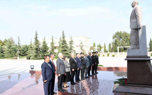 agdamda-musteqilliyin-berpasi-gunu-munasibetile-tedbir-kecirilib