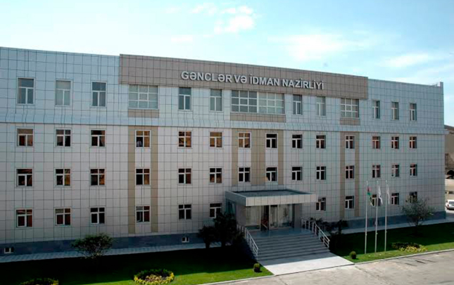 nazirliyin-auditleri-quba-olimpiya-kompleksinde-yoxlama-aparib
