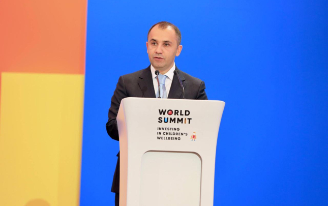 nazir-muavini-semerqendde-kecirilen-qlobal-sammitde