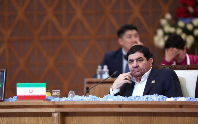 iran-dusmenin-zeif-cehetlerini-bilir