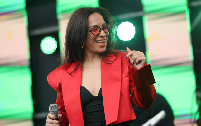 zeytun-festivalinda-eylence-davam-edir