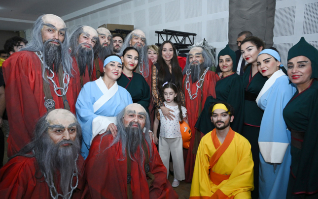 leyla-eliyeva-turandot-gecesinden-bunlari-paylasdi